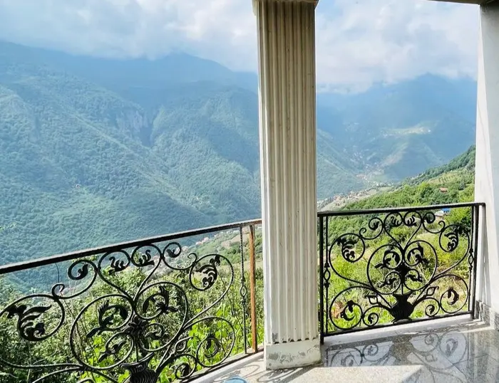 ویلا یک خوابه جنگلی بالاس