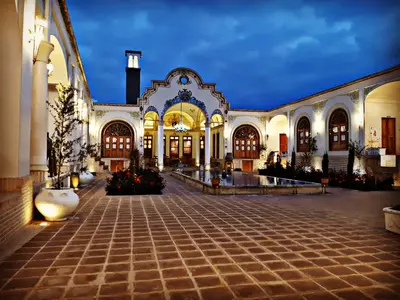 اقامتگاه سنتی یاسمین راهب - واحد دوتخته vip ٢٠١