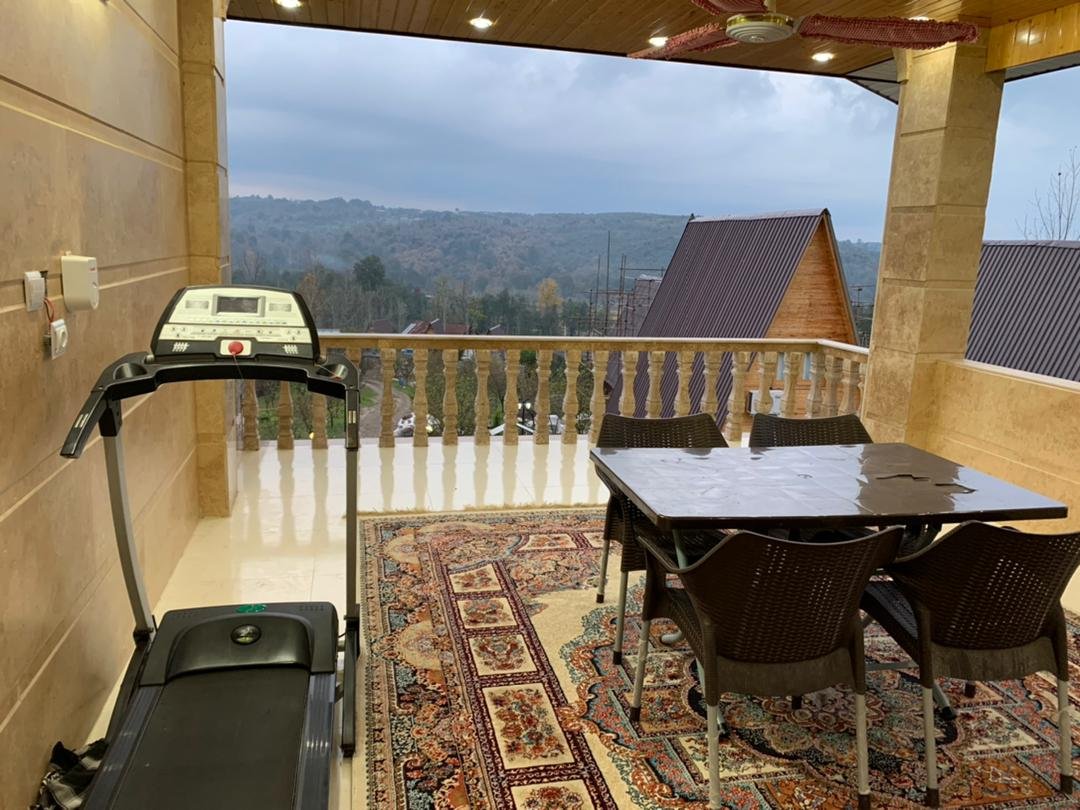 یک خوابه جنگلی فانوس