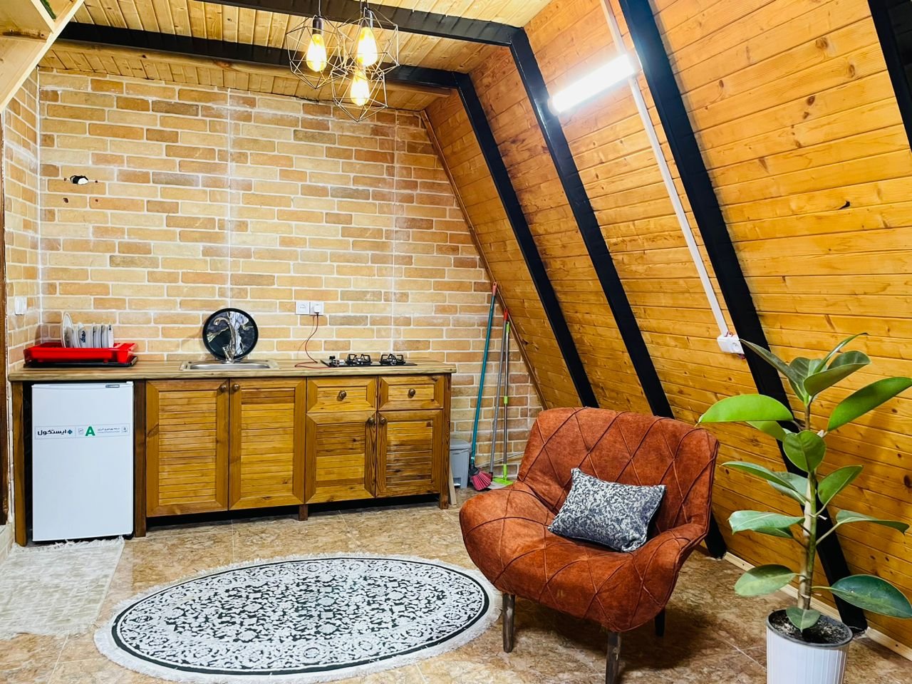 يک خوابه جنگلی دليزه ٣