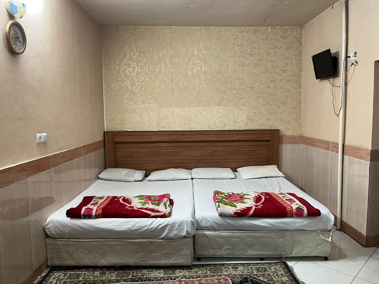 سوئیت موسوی - واحد چهارتخته ۱۰۲