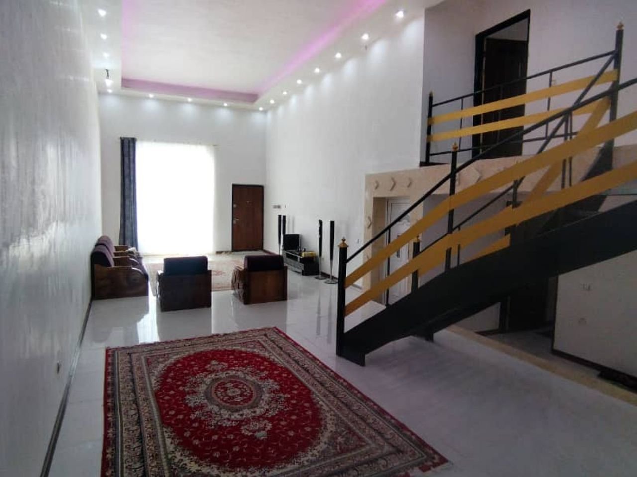 ویلا دوخوابه استخردار آبگرم درنا