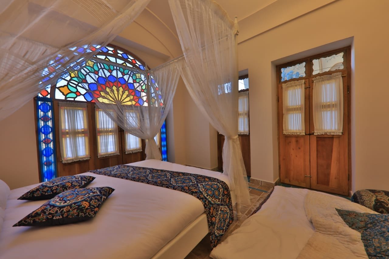 یاسمین راهب - واحد دوتخته vip ٢٠٢