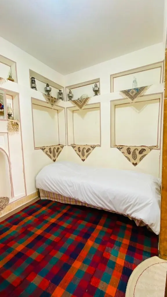 اقامتگاه سنتی صالحی 2 - واحد پنچ دری پایین