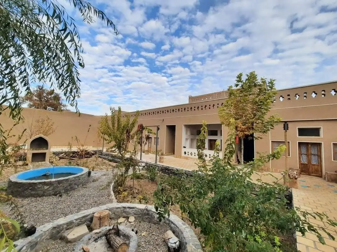 اقامتگاه سنتی اقامتگاه سنتی تاریخی افوشتا - افوشتا - واحد خاله جان