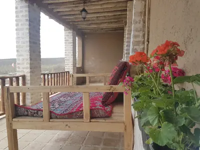 بومگردی خان بزرگ - واحد تالار شاه