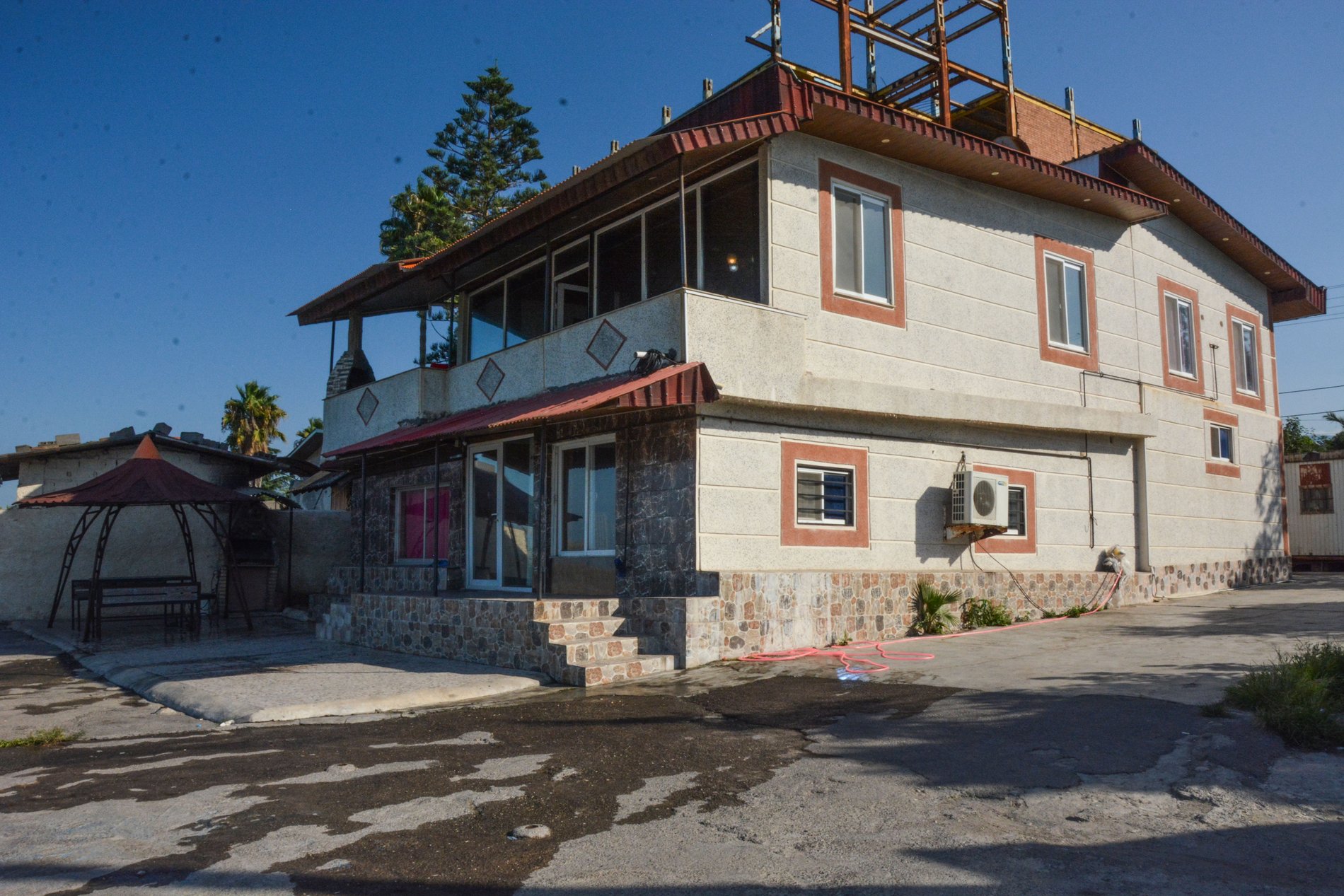 سه خوابه بالاس