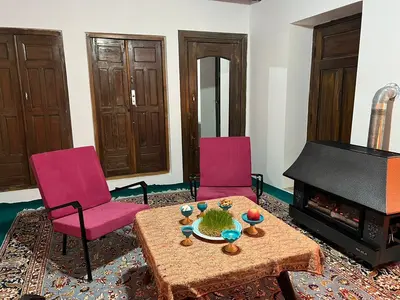 کلبه یک خوابه عمارت هوشنگ خان