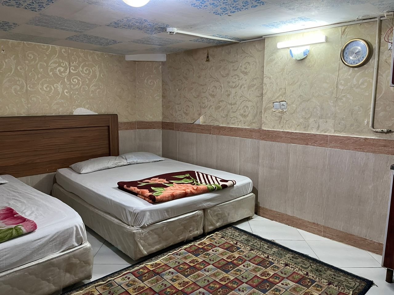 سوئیت موسوی - واحد چهارتخته 105