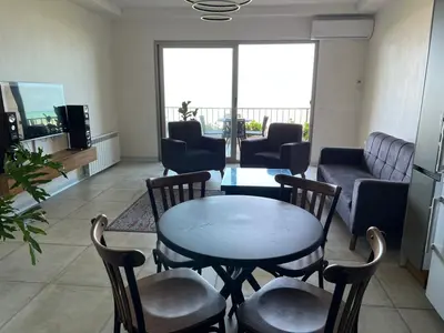 آپارتمان یک خوابه ساحلی ١٧ شهريور