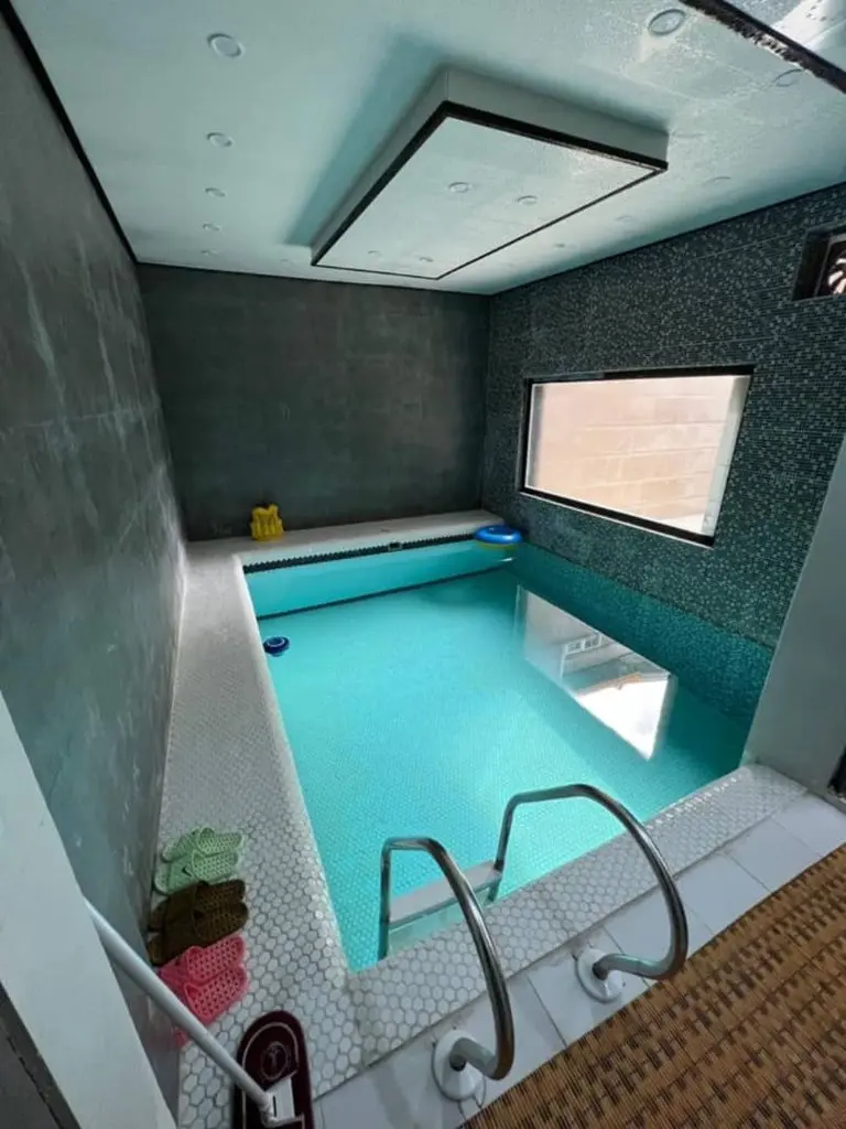 ویلا دوخوابه ساحلی استخردار آبگرم خاطره - 11