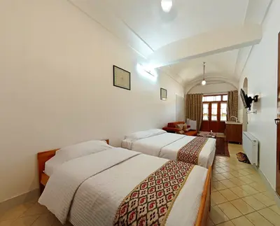 اقامتگاه سنتی خانه معمار - واحد سوئیت همکف