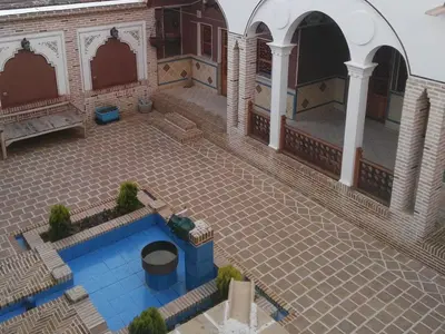 اقامتگاه سنتی عمارت کهن - واحد قاشمقاری