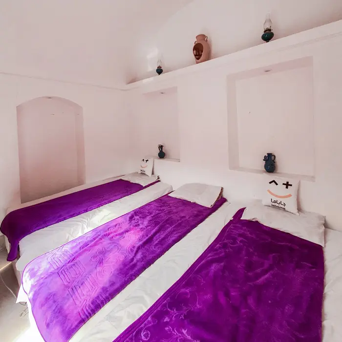 اقامتگاه سنتی خانه صفا - واحد سه تخته ١٠٤