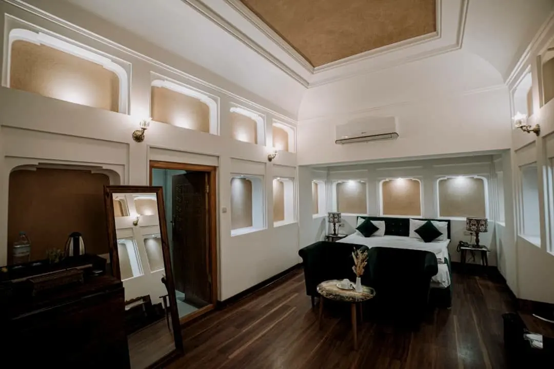 اقامتگاه سنتی دالان یزد - واحد ٤٠٥