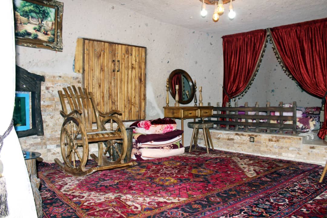 اقامتگاه سنتی صخره ای کندوان - واحد خان