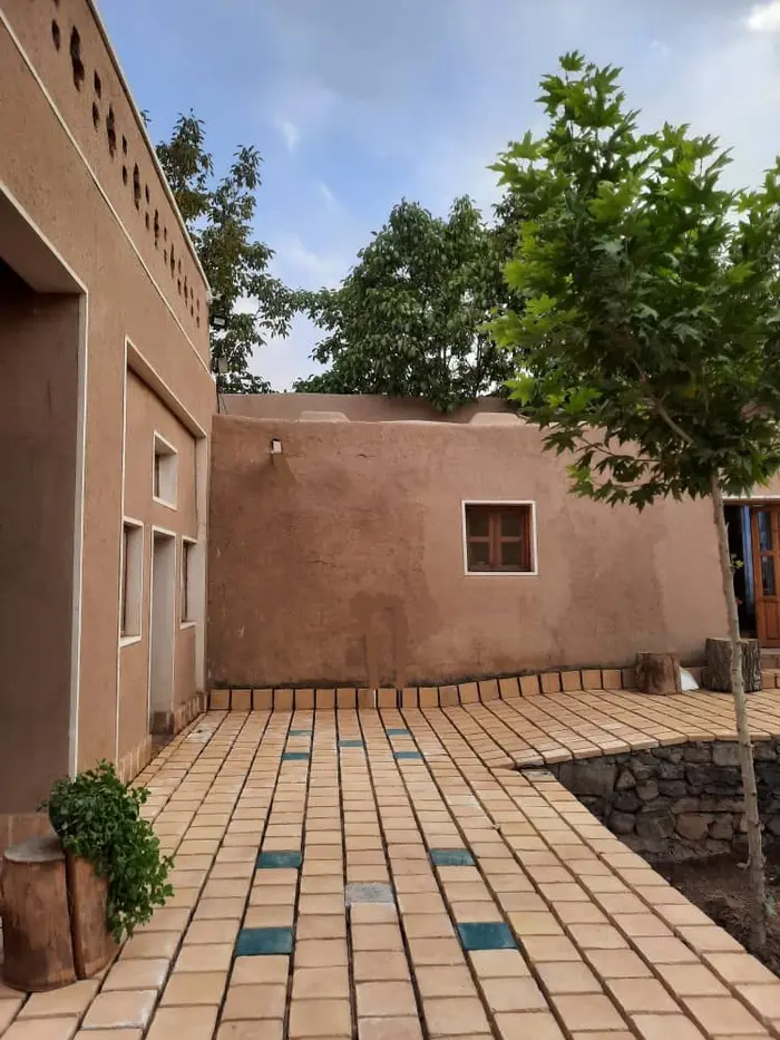 اقامتگاه سنتی افوشتا - واحد کاریزا