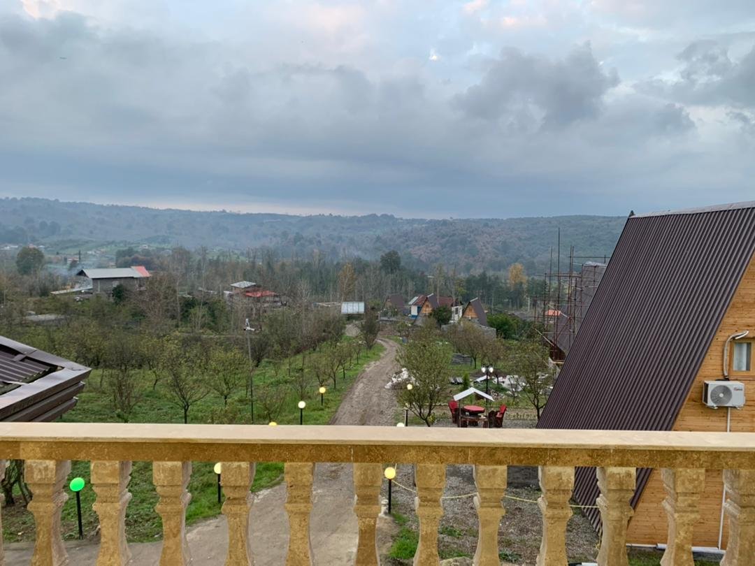 یک خوابه جنگلی فانوس