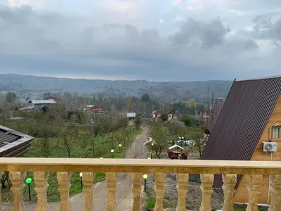 کلبه یک خوابه جنگلی فانوس