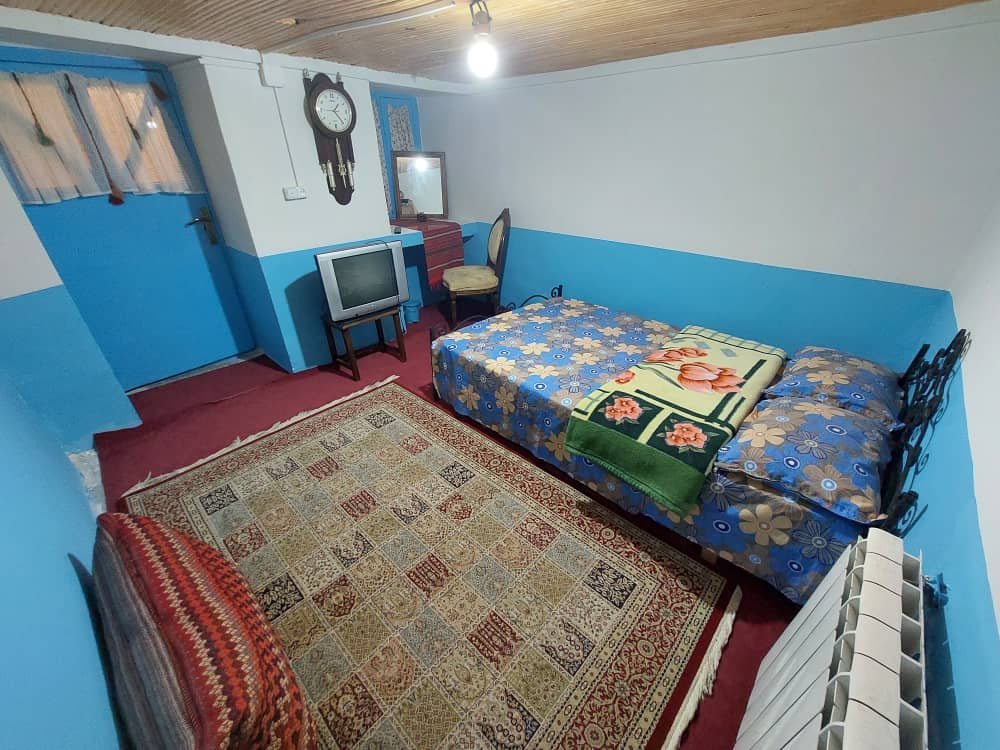 الا تی تی - واحد پاییز