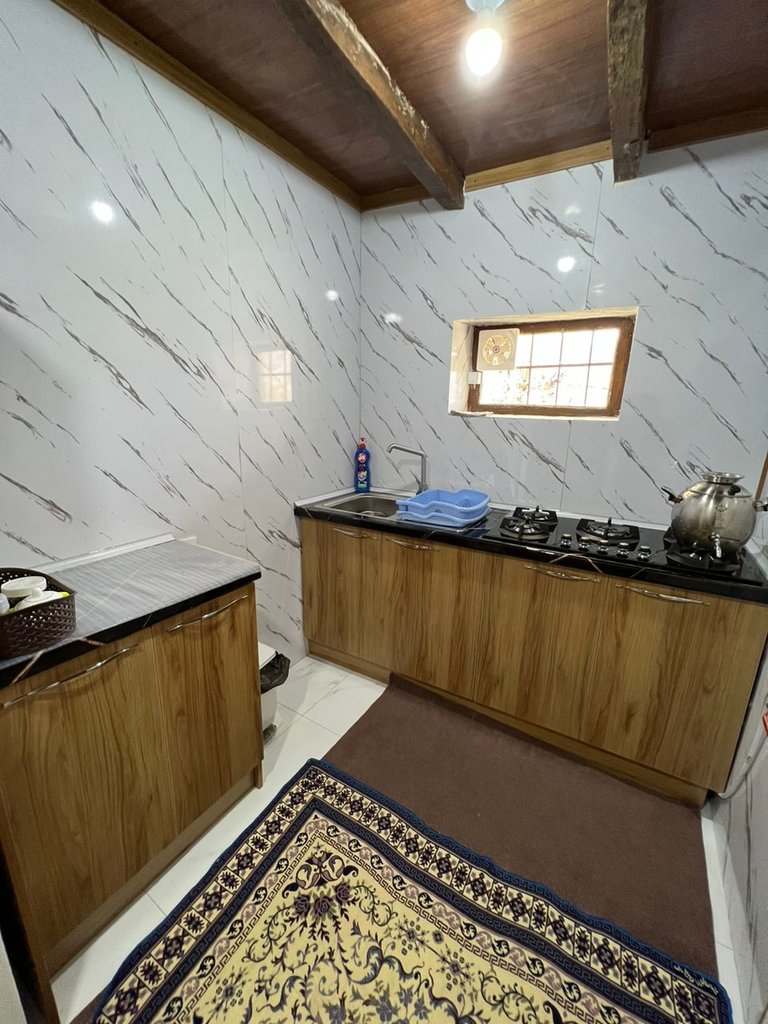 کلبه یک خوابه هوشنگ خان