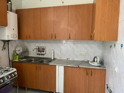 آپارتمان یک خوابه سبز 3 جمهوری