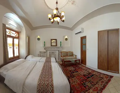 اقامتگاه سنتی خانه معمار - واحد شاهنشین همکف