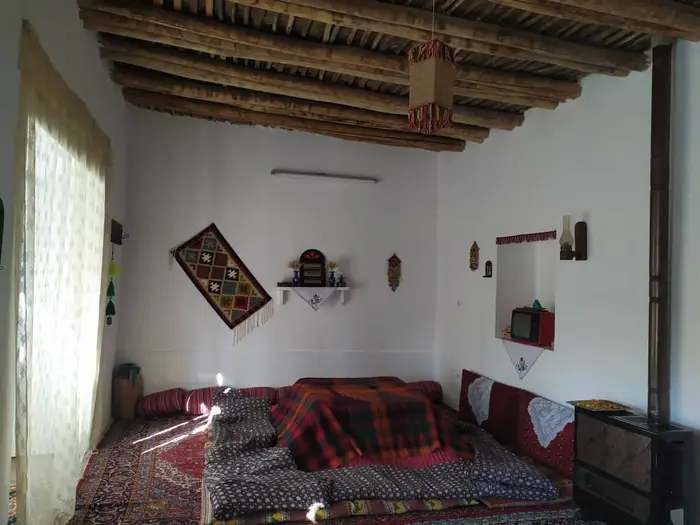 بوم گردی آفتاب صبح روستا - واحد کرسی