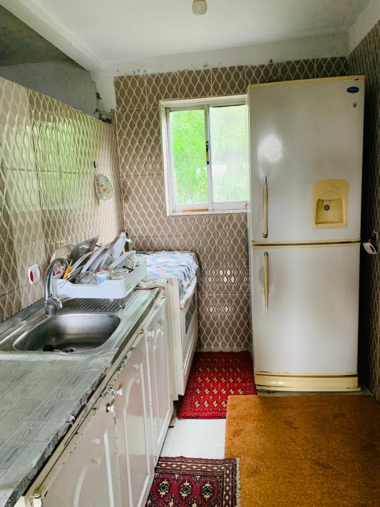 يک خوابه جنگلی شیرین