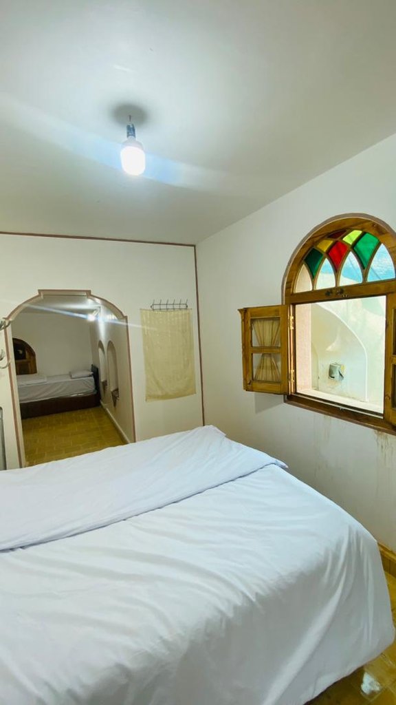 اقامتگاه سنتی صالحی - واحد چهارتخته بالا 1