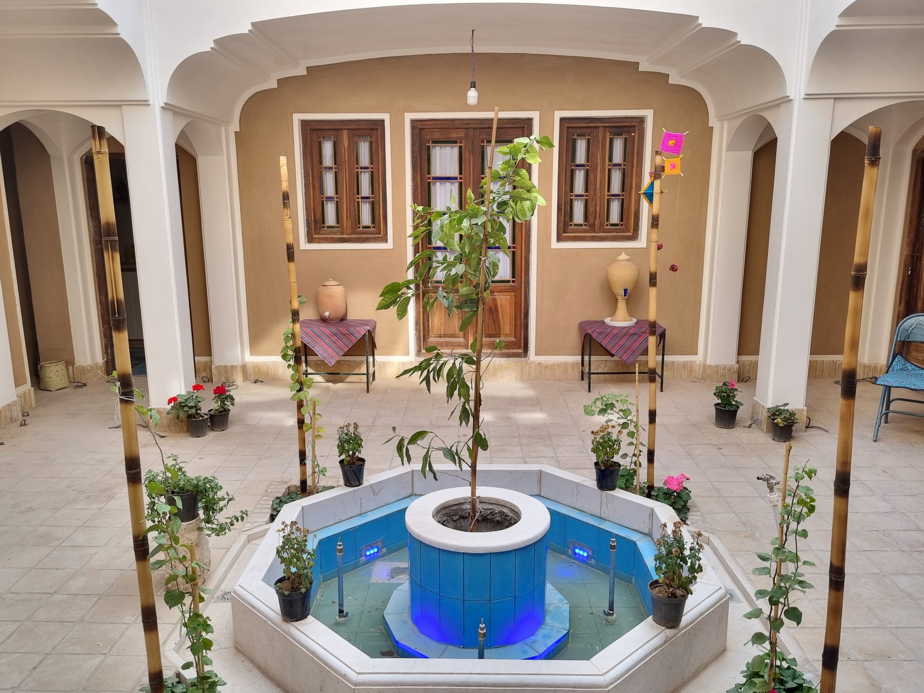 خاتون - واحد سيمين