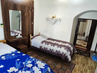 اقامتگاه سنتی باغ عمارت خُرَّم - واحد 5