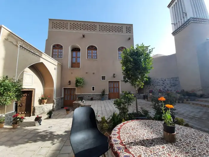 اقامتگاه سنتی افوشتا - واحد بلقیس