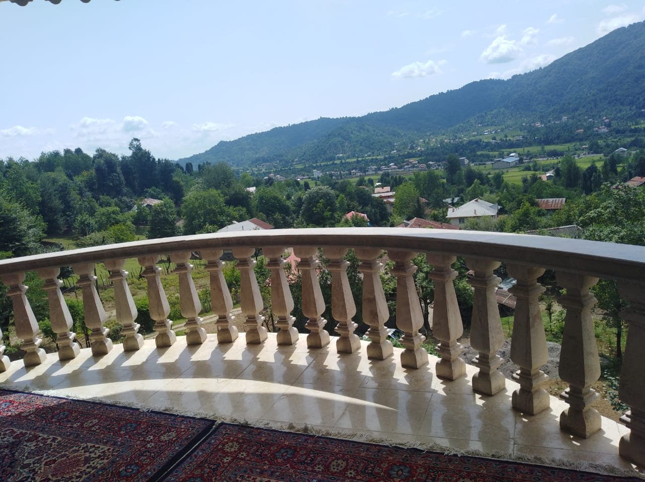 ویلا یک خوابه جنگلی رها