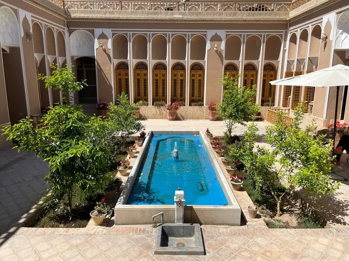 اقامتگاه سنتی دالان یزد - واحد ٤٠٤