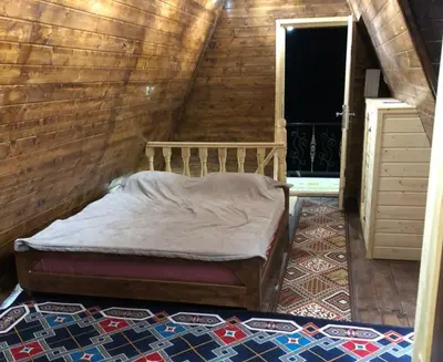 کلبه دوخوابه سوئیسی افرا لفور