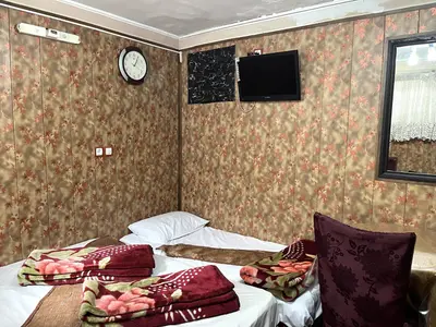 سوئیت حسینی - واحد سه تخته