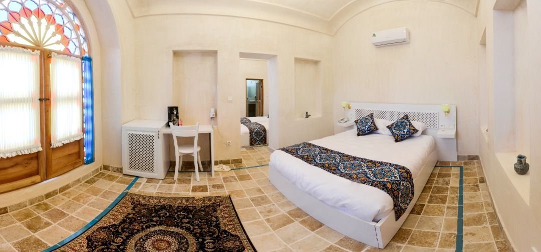 اقامتگاه سنتی یاسمین راهب - واحد چهارتخته ٢٠٦