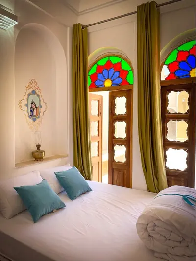 اقامتگاه سنتی عمارت قجری - واحد تابنده