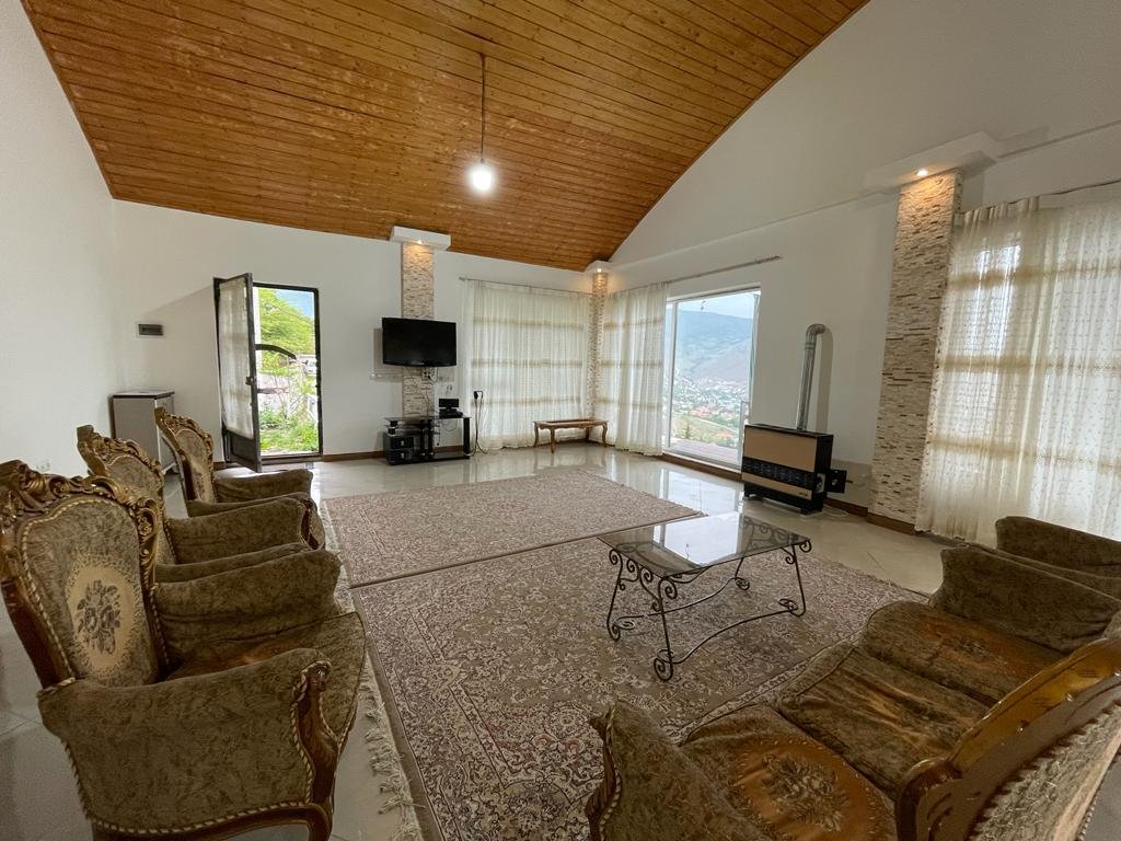 سه خوابه جنگلی خندان 2