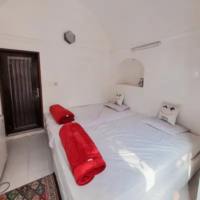 اقامتگاه سنتی خانه صفا - واحد دوتخته ١٠٥