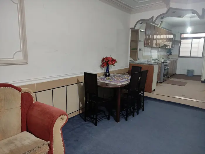 آپارتمان دوخوابه حافظ ٨