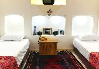 بومگردی یارا - واحد شبستان