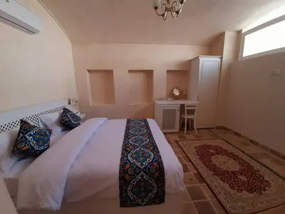 اقامتگاه سنتی یاسمین راهب - واحد دوتخته ١٠٥