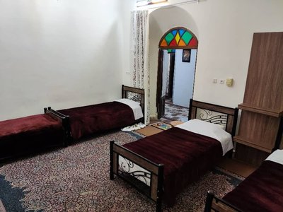 اقامتگاه سنتی باغ عمارت خُرَّم - واحد 4