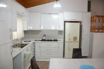 ویلا دوخوابه ساحلی چشمه