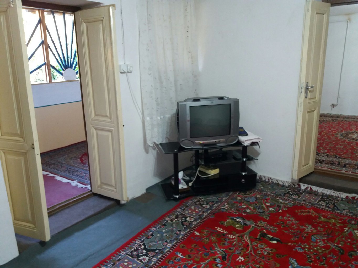 اقامتگاه سنتی دوخوابه شیشارستان - 11