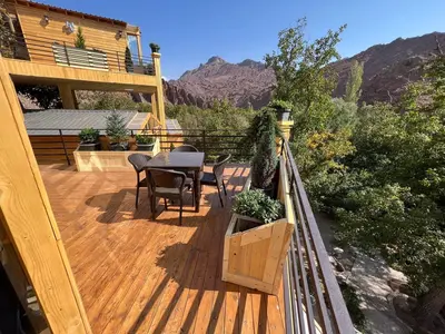 بومگردی حاج محمد -  واحد ون گوگ