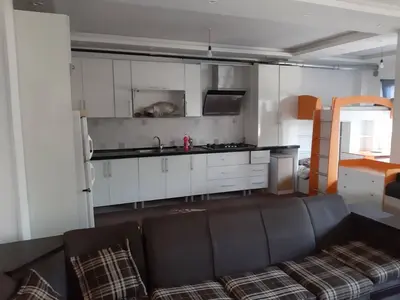 آپارتمان یک خوابه سفید رود 1