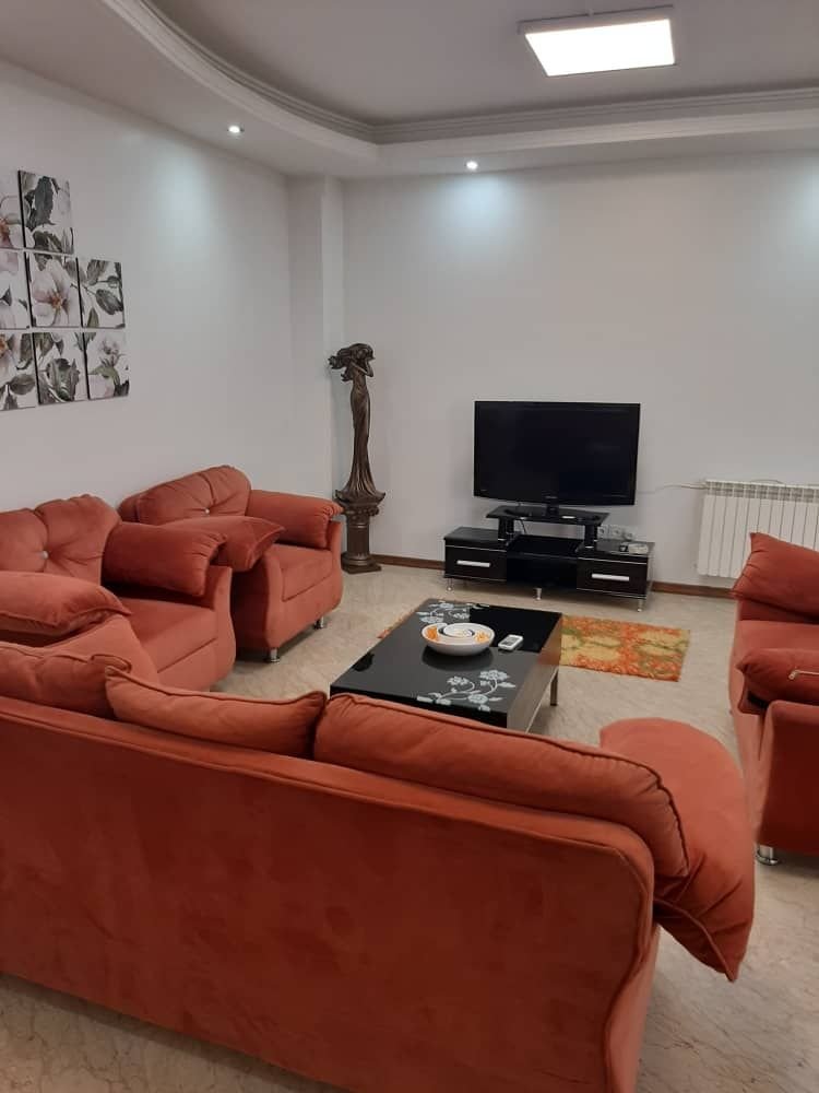 آپارتمان یک خوابه همیلا پونک ۲